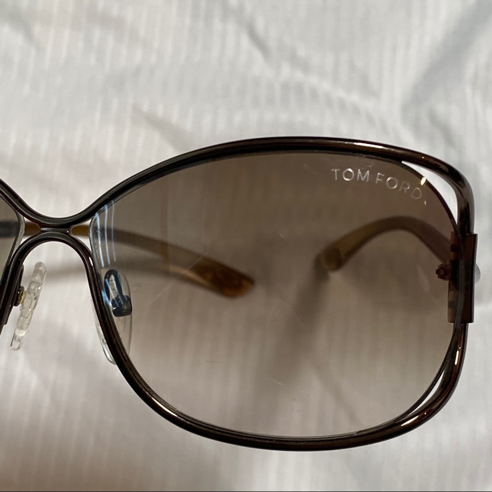 Tom Ford | Eugenia Oversized Sunglasses - Picture 7 of 10